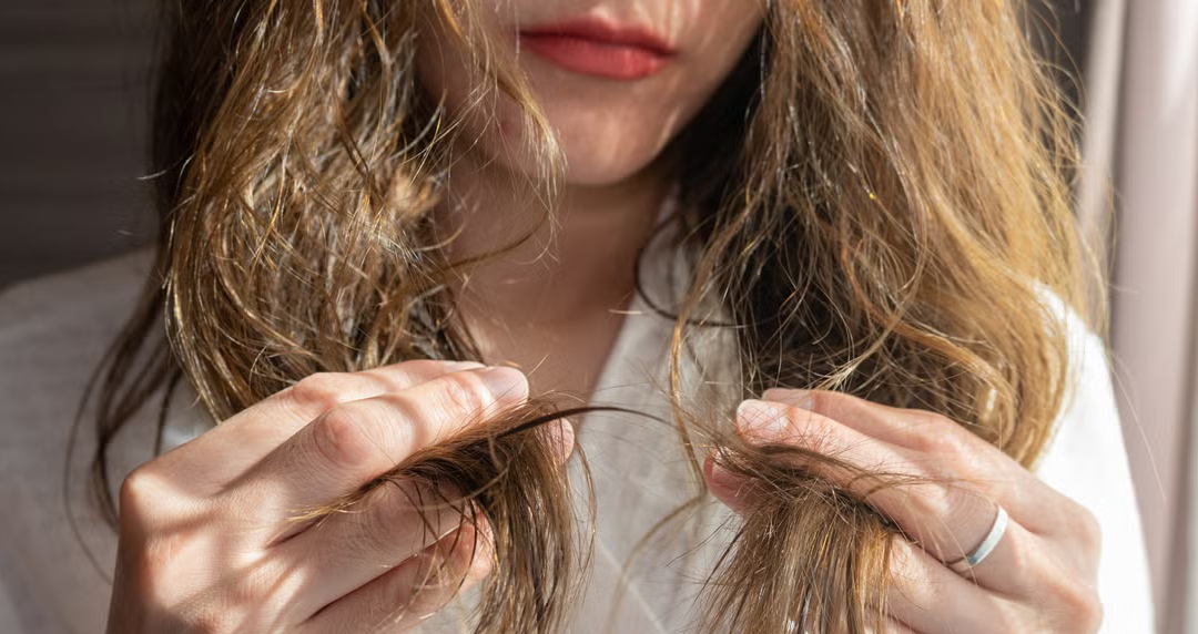 Por qué se cae el pelo y cómo tratar la caída del cabello